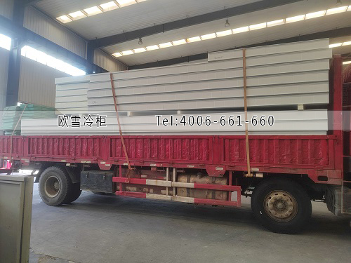 冷庫(kù)設(shè)備.jpg 冷庫(kù)設(shè)備.jpg